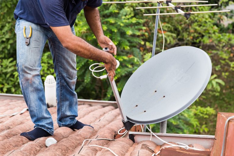 5 raisons de contacter les professionnels pour les réparations d’antennes en 2023