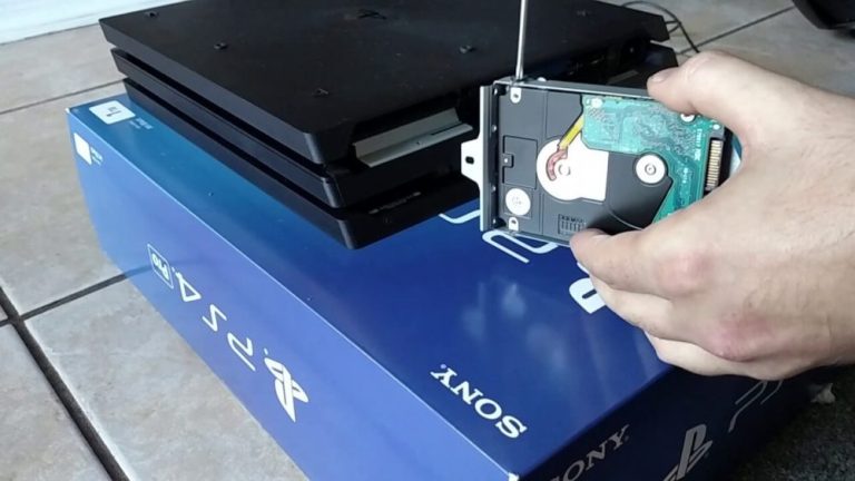 Voici comment mettre à niveau le disque de stockage de votre PS4 sans perdre vos jeux